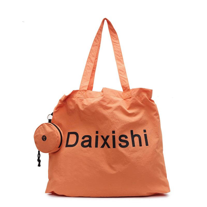 Free shipping designer bag Casual Large Capacity Nylon Bag for Women New Lightweight Versatile Commuter Shoulder Bag College Student Tote Bag