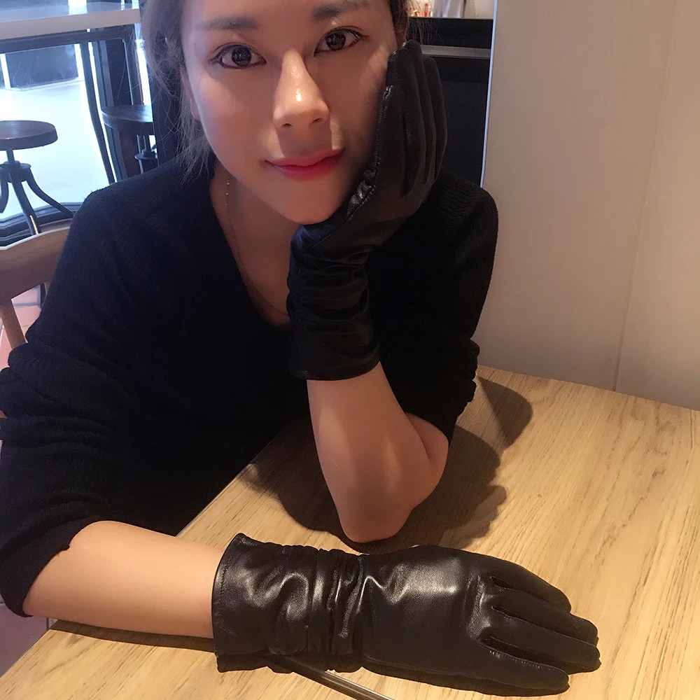 25cm Classic Pleated Genuine Leather Glove Color Real Leather Gloves Sheepskin Leather Femal Winter Gloves 251021