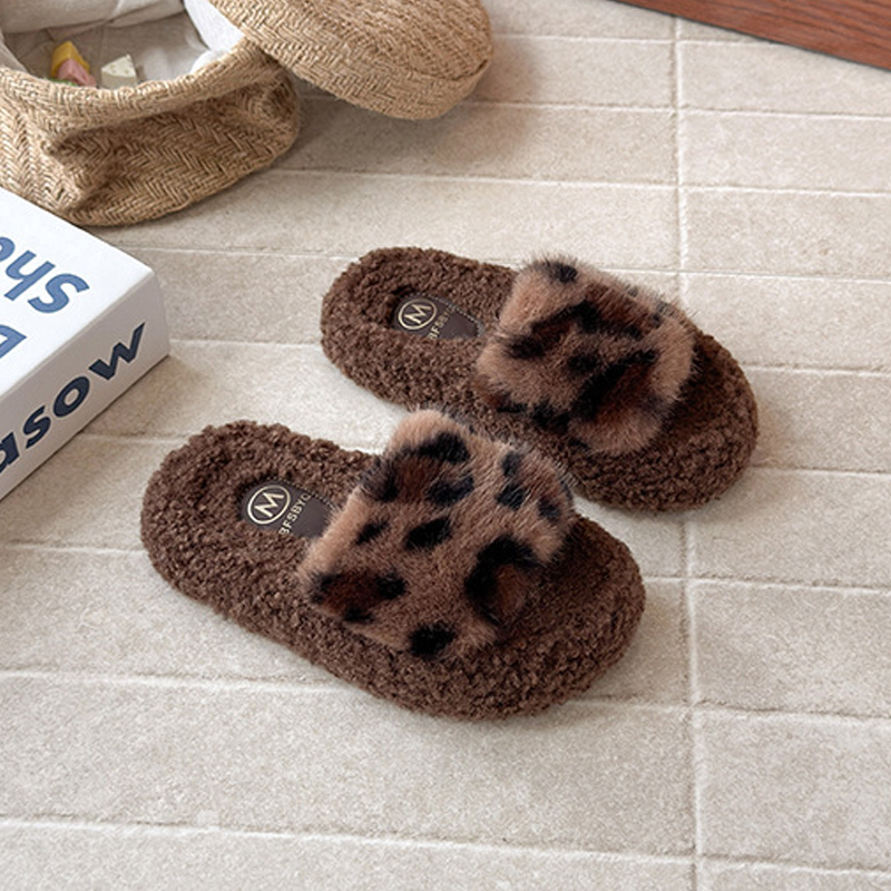 Toddler Fuzzy Slippers Kids Winter Plush Leopard Slippers Girls Boys Kidsnest Slip-On Non-slip Slides Slippers Sizes US9C-US6Y K1228