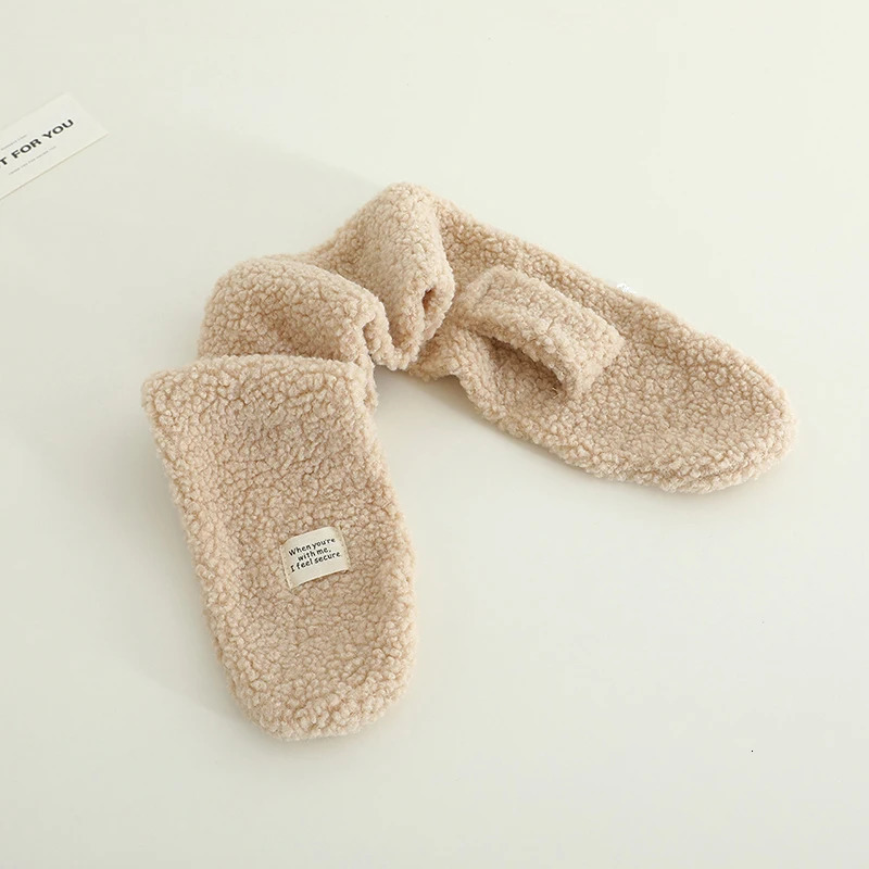 Solid Color Winter Baby Scarf Lamb Wool Korean Kids Neck Warmer Boys Girls Windproof Warm Cross Scarves 251027