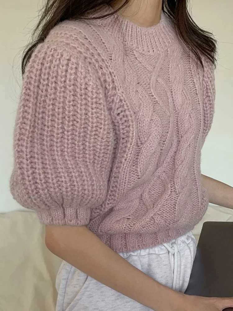 New Fashion Pullovers Knitted Short Sleeve Women Sweater Vintage Puff Sleeve O Neck Womens Sweater Elegant Ladys Winter TopsT251027