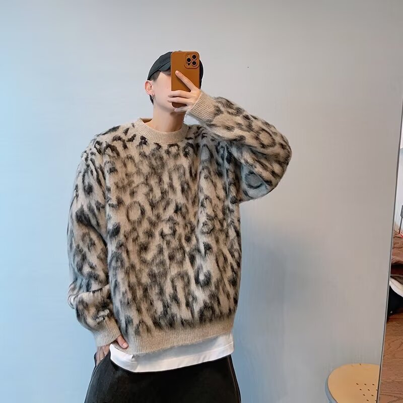 American High Street Leopard Print Sweater For Designer Sweater Men And Women Loose And Lazy Style Cool Street Hip-hop Style Warm Round Neck Knitted S