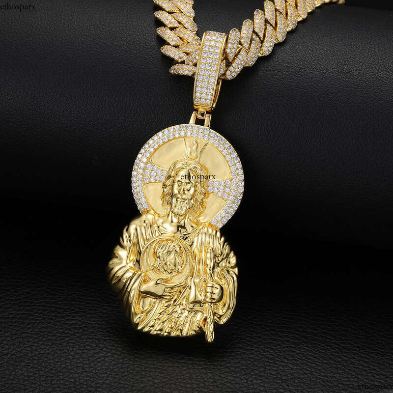 Vintage Portrait Pendant Necklace 5A Zircon Real Gold Plated Hip Hop Jewelry