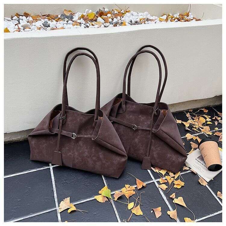 designer bag tote bag High-end Commuting for Women New Autumn Winter Fashionable Single Shoulder Large Capacity Tote Bag