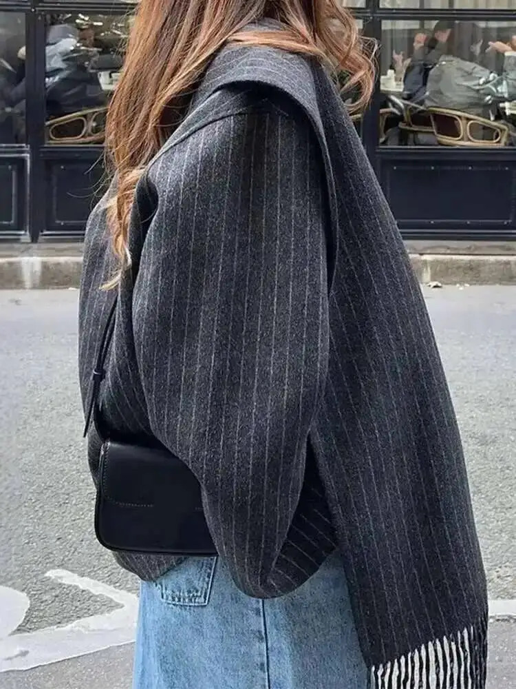 LGRQ winter fashion women thin clothes scarf striped single breasted woolen short jacket female top WQ1002802 251027