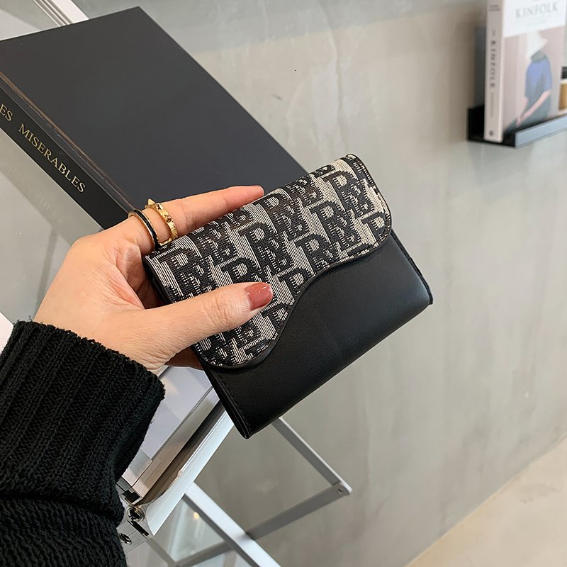 Luxury zero wallet hot selling European and American wallet women's short version 2025 new letter printed certificate bag card bag thin version n