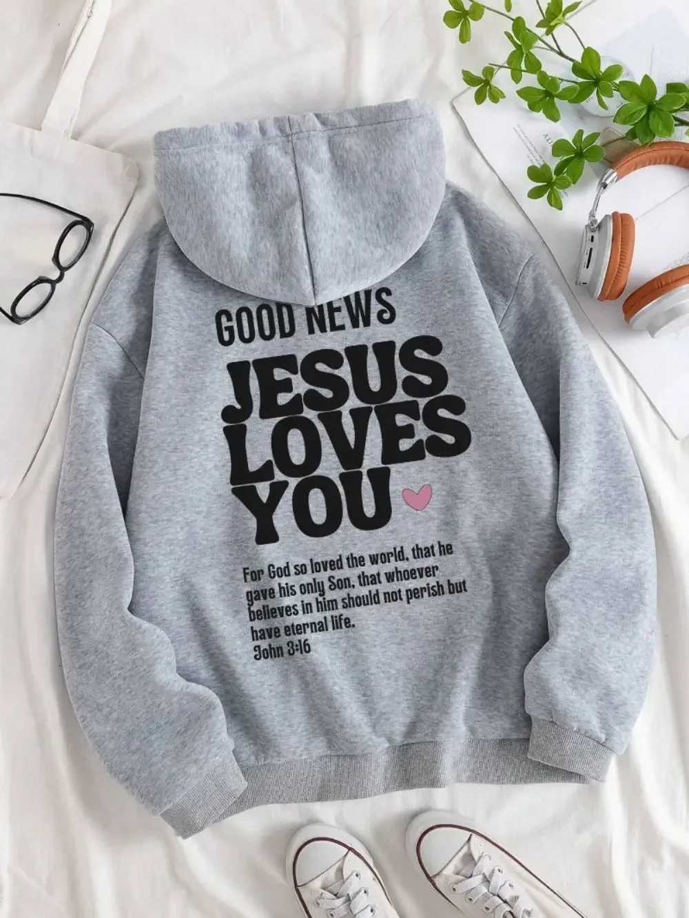Autumn Mens Hoodies Good News Jesus Loves You Printing Pullovers Loose Pocket Warm Comfortable Sweatshirts Street Clothing W251027