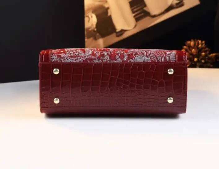 2015 Fashion Genuine Leather Women Handbags Embroidery Design Shoulder Messenger Bag Mom Portable Tote Bags