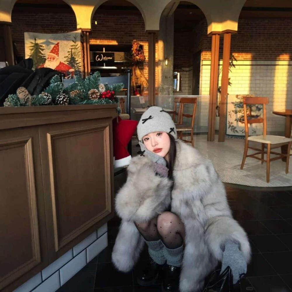 Winter Fox Coat Women, EcoFriendly for MidLength Loose Thickened Fur Integrated Plush Jacket Women,