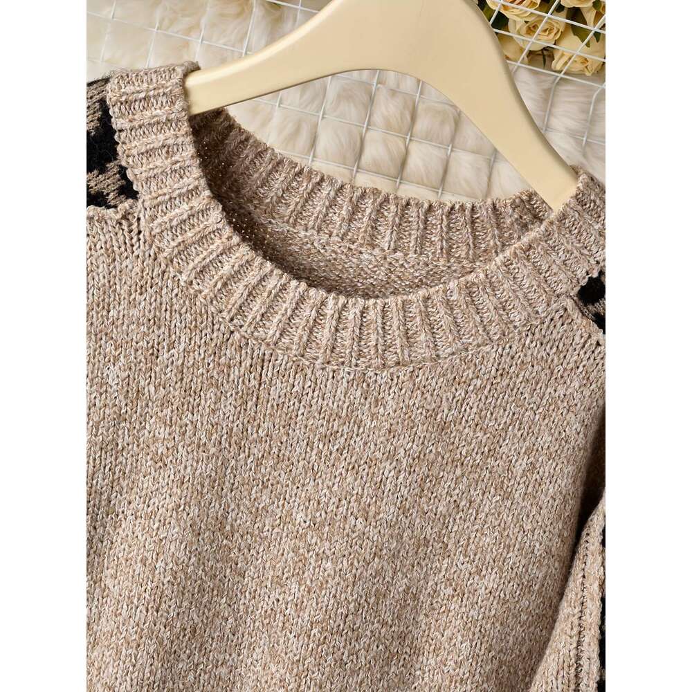 Vintage Stylish Leopard Print Pullover Sweater For Women, Autumn And Winter Top.