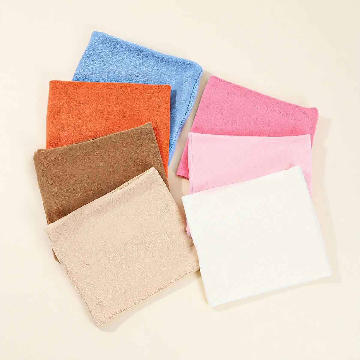 Autumn and Winter Childrens Scarf Baby Bib Baby Warm Bib Solid Color Knit Bib for Boys and Girls Baby Shawls 251027