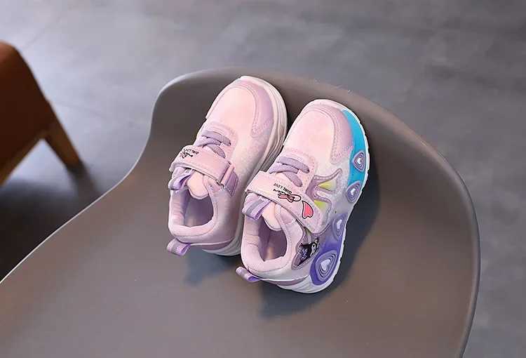 Childrens Sports Shoes Led Lights Sneaker Cartoon PU Leather Girls Pink Childrens Running Pink Shoes Size 2130 S251027