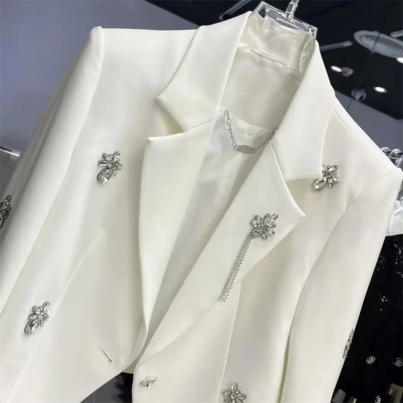 Spring Women Long Sleeve Suit Short Coat n Sense Heavy Industry Diamond studded Beads Wide Shoulders Irregular 251027