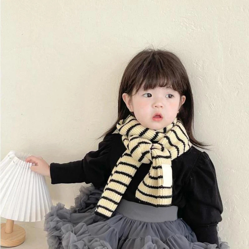 Winter Stripe Baby Scarf Korean Warm Knitted Neckerchief for Kids Boys Girls Classic Black White Stripe Children Neck Scarves 251027