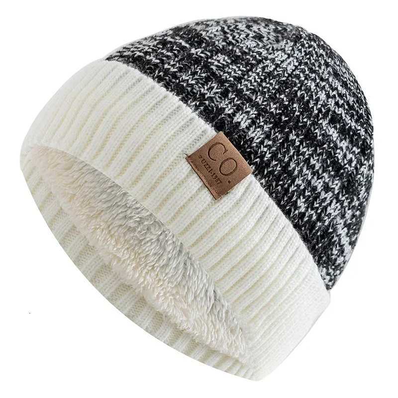 Unisex TwoTone Winter Hats Add Fur Lined Men And Women Fashion Warm Beanie Cap Casual Winter Knitted Hats Fisherman Hat 2025W251027