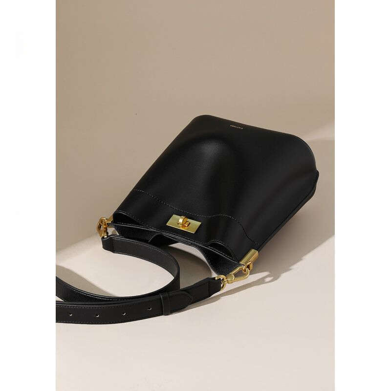 Designer Bag Tote Bag Shoulder Bag Niche Cowhide Bucket For Women New Single Shoulder Large Capacity High Quality Texture Versatile Crossbody Bag