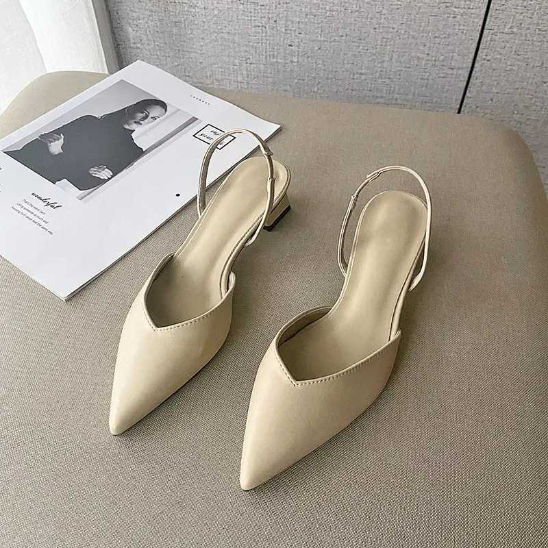 2024 Summer New Pointed Head Back Trip Midheel Sandals for Women Baotou Fi Shoes Thick Heel SandalsXJ251027