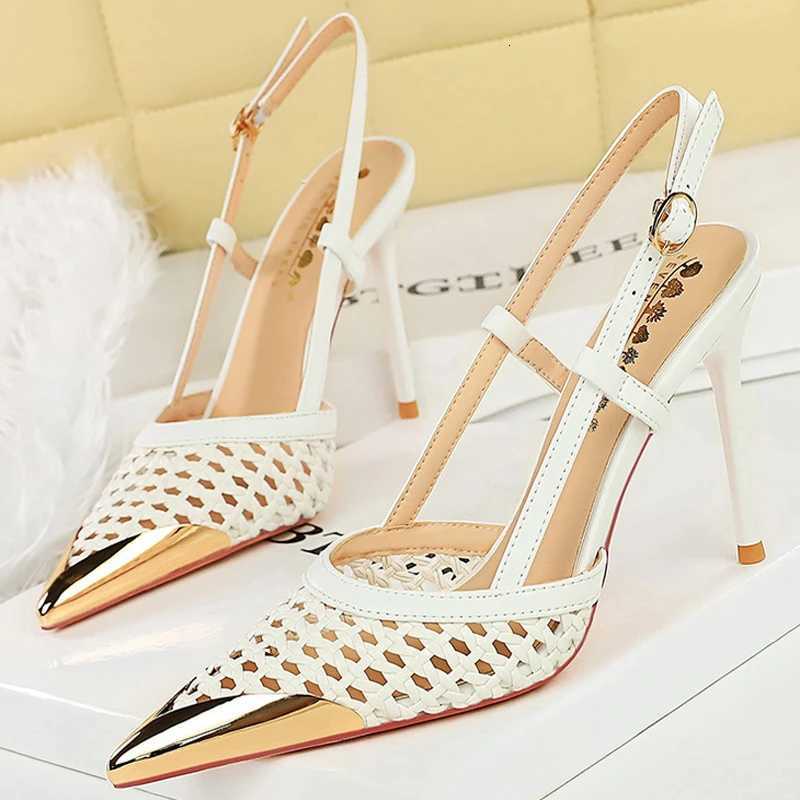 Fi hollow Weaving Women Pumps Metal pointed tip High Heels Stiletto 95 cm buckle Summer Womens highheeled sandals ShoesXJ251027