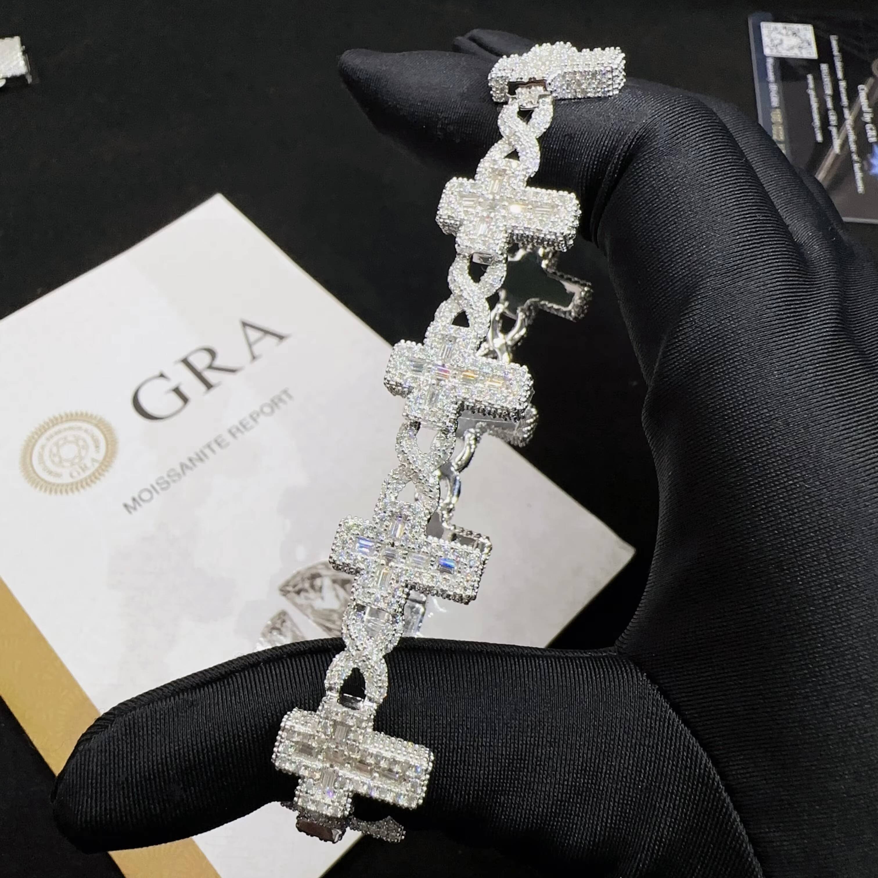 Zuanfa Jewelry Sterling Silver 925 VVS Moissanite Iced Out Diamond Hip Hop Jewelry Cross Cuban Bracelet Men