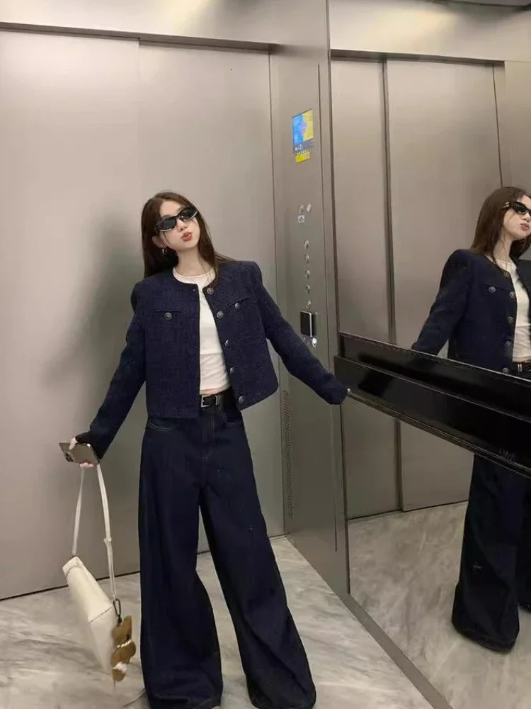 Korean Fashion Womens Short Coat in Autumn and Winter Office Lady Dark Blue Tweed Long Sleeve Crew Neck Elegant Jackets 251027