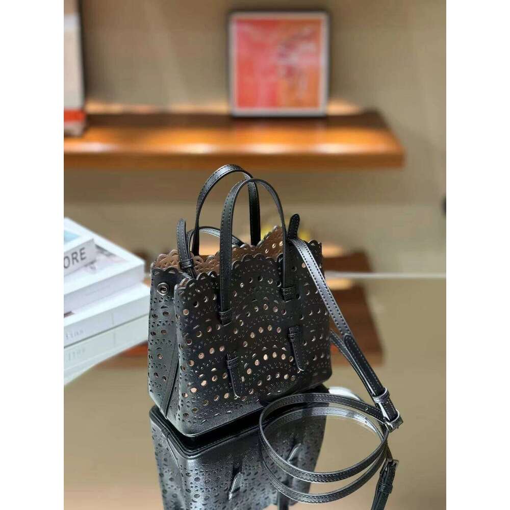 Brand Design Fashion Large Capacity Genuine Leather Bucket Bag High Quality Cowhide Shoulder Handbags For Women 2025