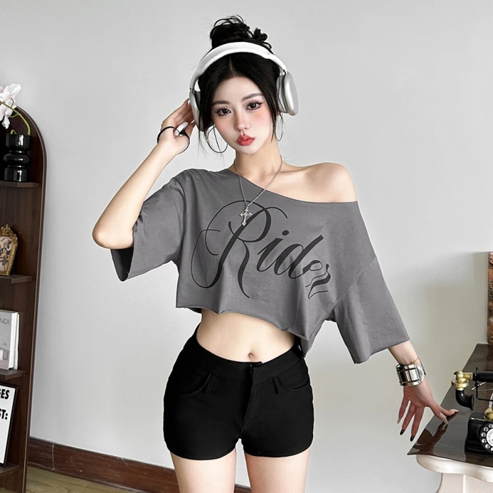 SylCue Letter Print Oversized Tshirt Women Skew Collar Short Sleeves Off Shoulders Irregular Hem Hiphop Style Trend Crop Tops 251027