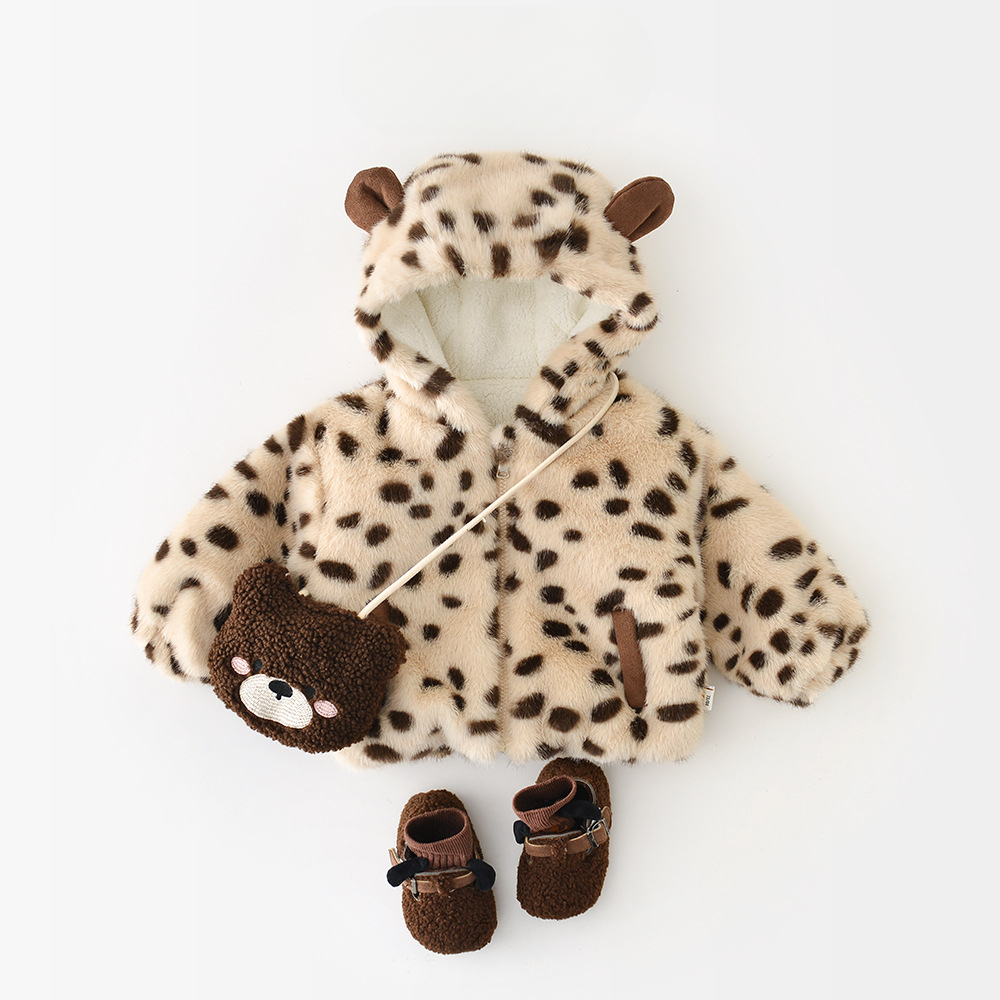 New hot selling boy and girl fur sweater jacket with fashionable leopard print wool lining, thickened autumn and winter hooded baby cotton jacket