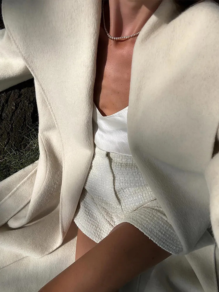 Elegant Large Collar Long Coat Women Retro Chic Loose Shawl Tweed Coats With Belt Female Winter Casual Street Outwear 251027