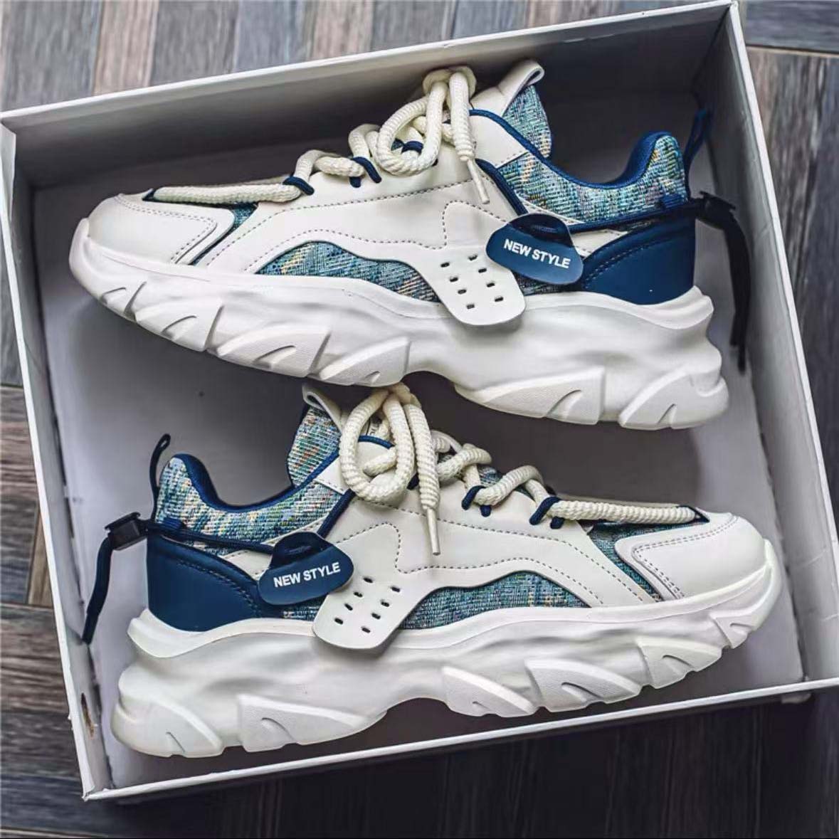 Top designer black and white men's and women's sports shoes, classic panda blue and cold gray platform height-increasing breathable outdoor 