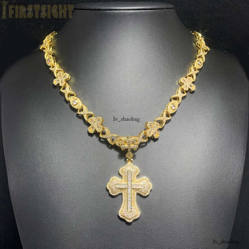 Hip Hop Pendant with Eye Cross Cuban Chain Necklace 5A Zircon Mens Jewelry aaa