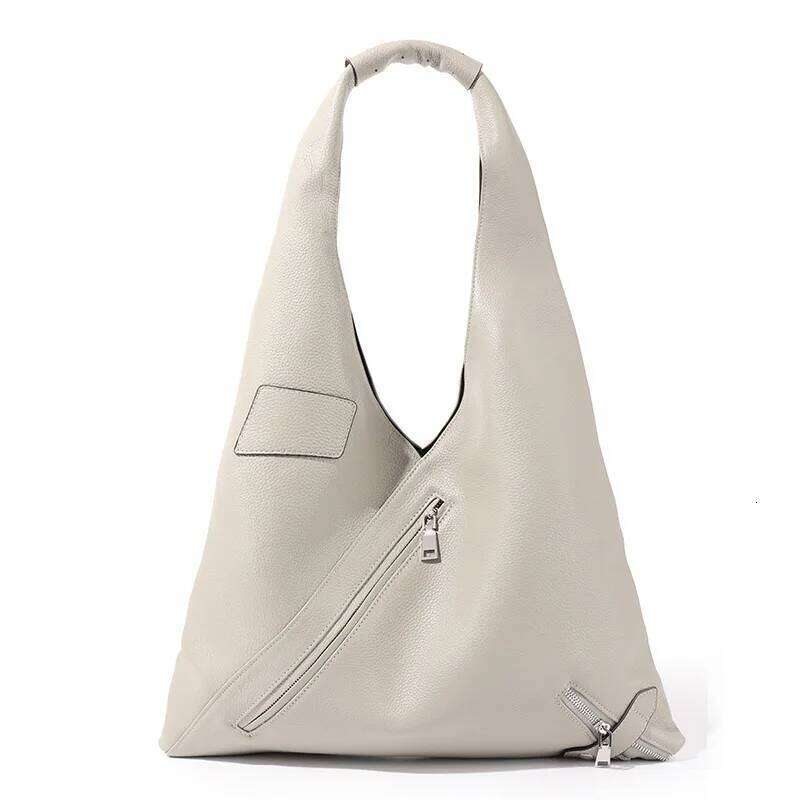 Hot Selling Genuine Leather Shoulder Bags Large Capacity Female Niche Design Tote Handbags Women Hobos Purses 251027