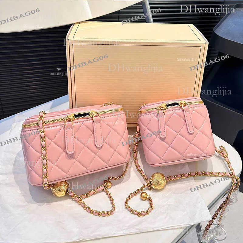 DHGM Two Sizes Woman Desiner Makeup Ba Golden Ball Seven Colors Lambskin Leather Vanity Box Adjustable Matelasse Chain Crossbody Bas Cosmetic Case Sho