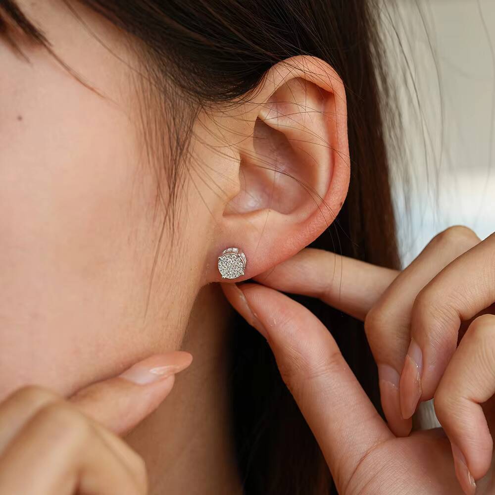 Hiphop Style 925 Sterling Silver Round Moissanite DColor Earrings for Men and Women Fashionable Popular Jewelry
