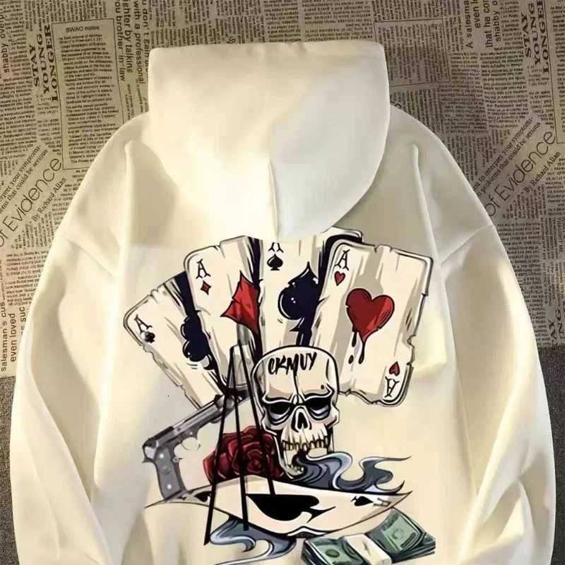 Mens autumn and winter hooded sweatshirt with skull print poker longsleeved fleece casual and fashionable couples clothing W251027