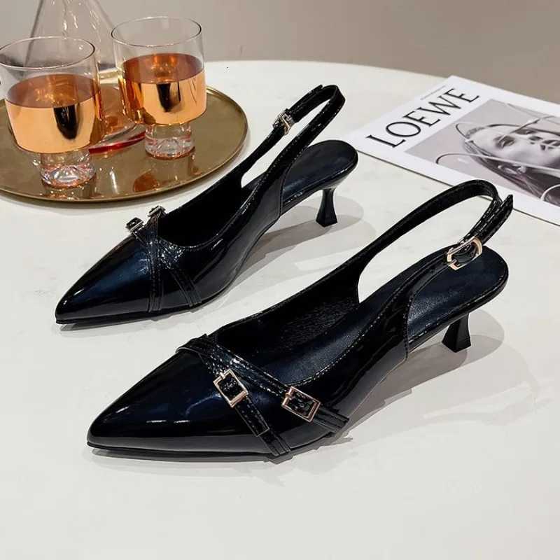 Hot Seller 2025 Crossknot Kitten Heels Womens Pointy Patent Leather Stiletto Slingbacks Beige White Temperament Party SandalsXJ251027