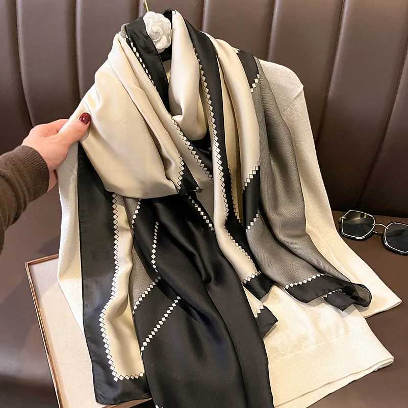 Fashion Printed Stripe Shawl Imitation Silk Satin Scarf Wen Lightweight Scarves Outdoor Sunscreen Muffr Hijab 18085cmW251027