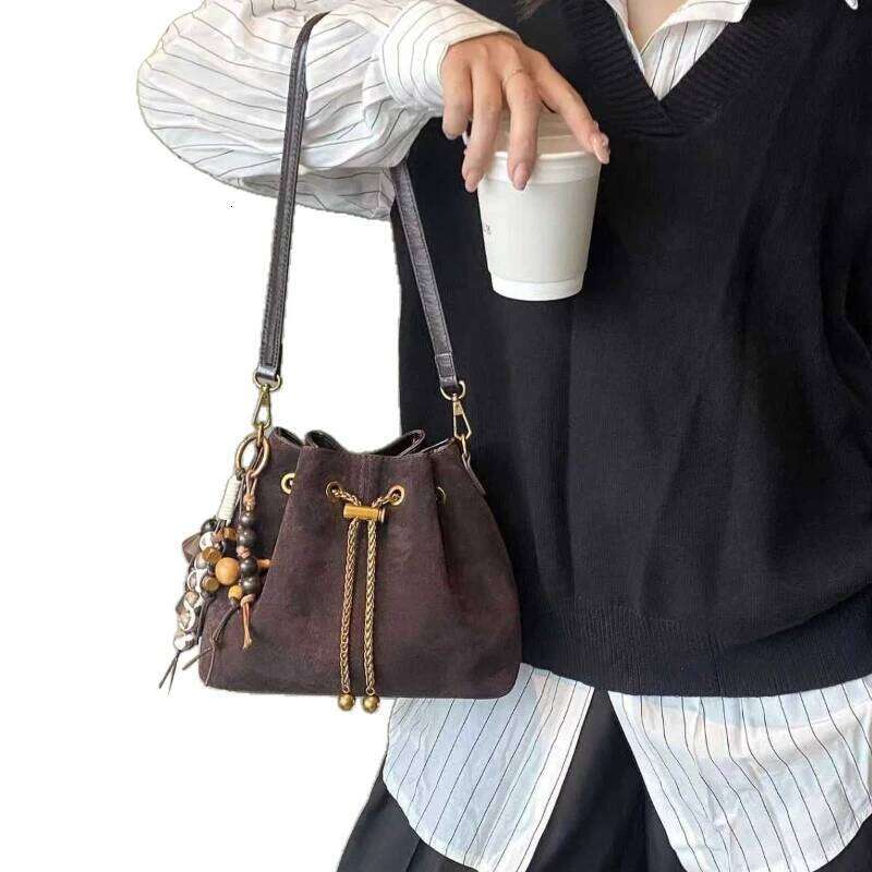 Soft Solid Faux Suede Simple Commuting Crossbody Hot Sale Sweet Girls Bucket Shoulder Bags For Women Thread String Handbags Suotong1027