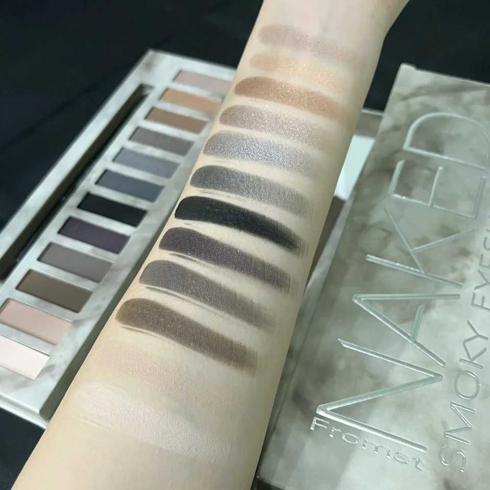 12 Color Eyeshadow Palette And Fine Shiny Matte Milk Tea Shadow Mini Daily Use Student Friendly CosmeticsXJ251027