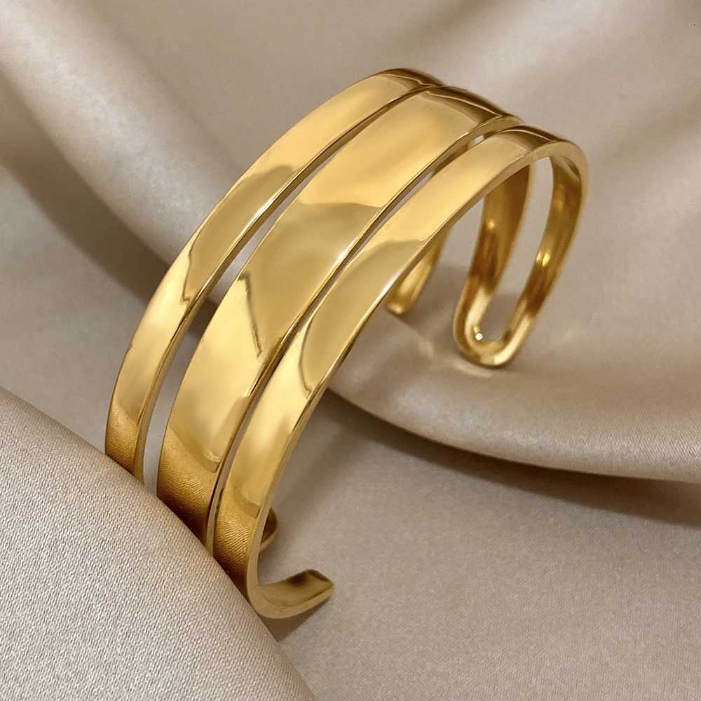 Simp Stainss Steel Gold Plated Chunky Cuff Bracet for Wen Waterproof Jewelry Exaggerated Glossy Smooth Wristband BangsW251027