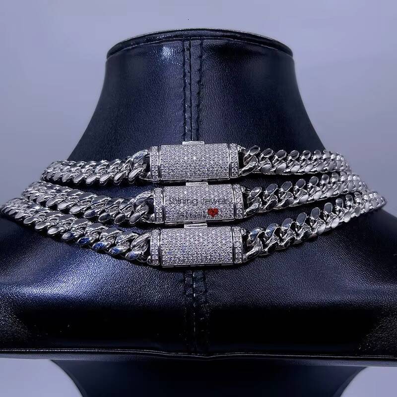 Droipshipping Ready to Ship Moissanite Clasp Lock Miami Thick 8MM Silver Cuban Chain