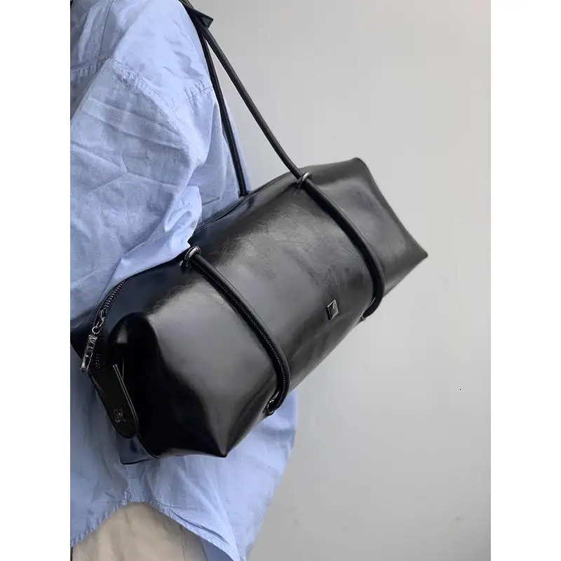 Boston Large Capaci Womens Bag Sle Single oulder Fitn Pillow Soft PU Leather Casual Tote 251014