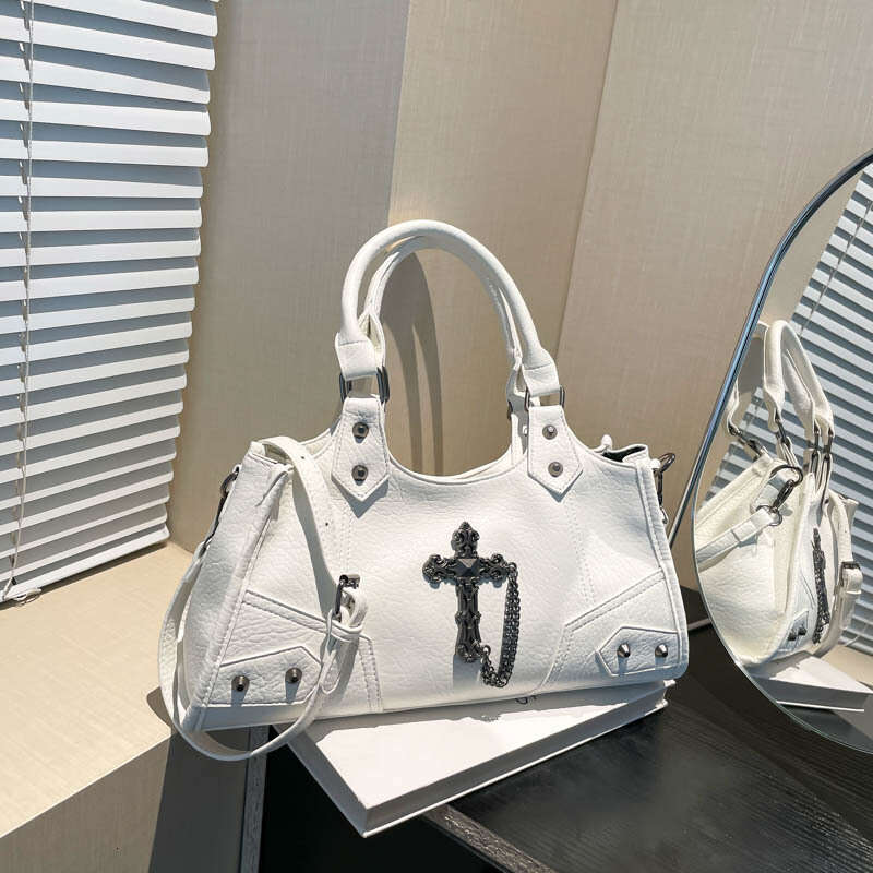 Niche Motorcycle for Women Crossbody New Trendy Underarm High-end Shoulder Bag