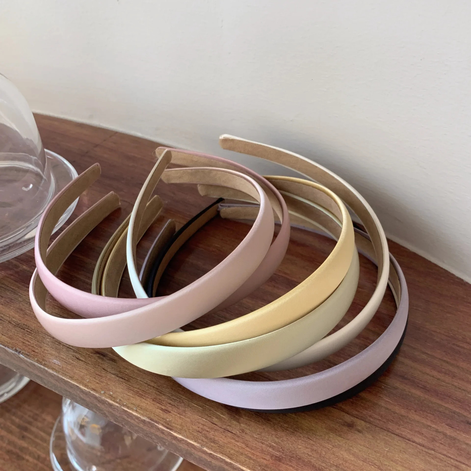 Simple Solid Color Headbands for Women Korean Vintage Satin Fabric Fine Hair Hoop Hairbands Hair Accessories Headwear for Girl 251023