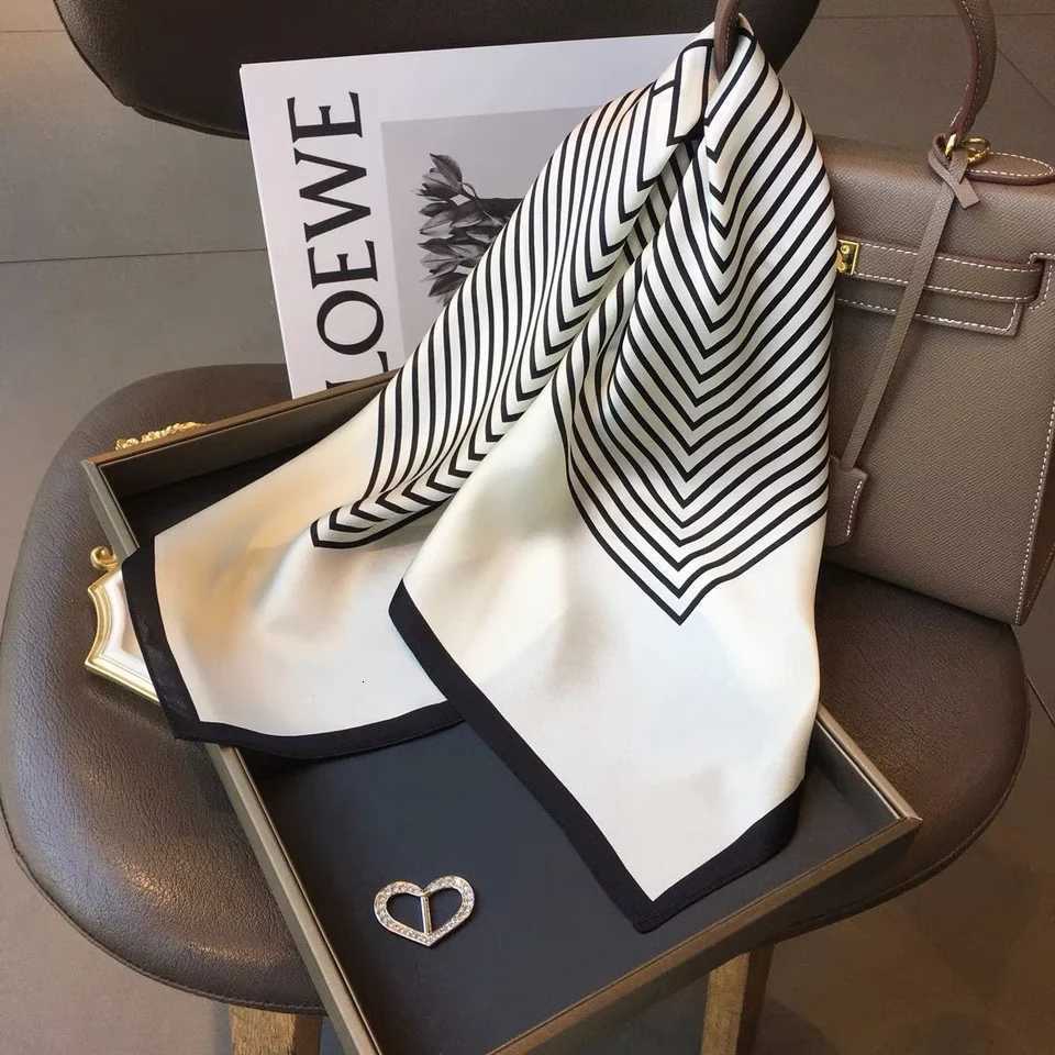 Black White Striped Silk Scarf scarf For Wen Fashion Simp Design Mberry Silk Square Scarves Printed 65cm65cmW251027