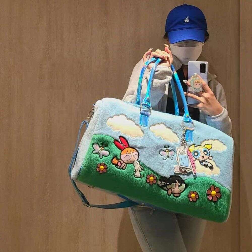 Advanced Cartoon Plush Luggage -3D Anime Character, Flying Girl Police Handbag, Luggage Bag, Large Capacity, Ideal for Leisure Travel