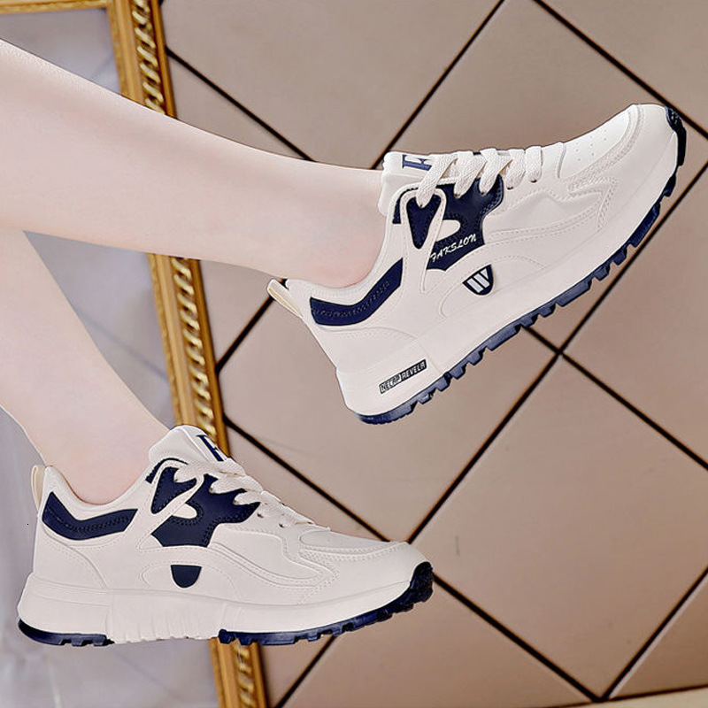 Free shipping Designer Casual Shoes Fashion Anti-slip Pu Leather Thick Sole Sneakers for Women Sport Running Walking