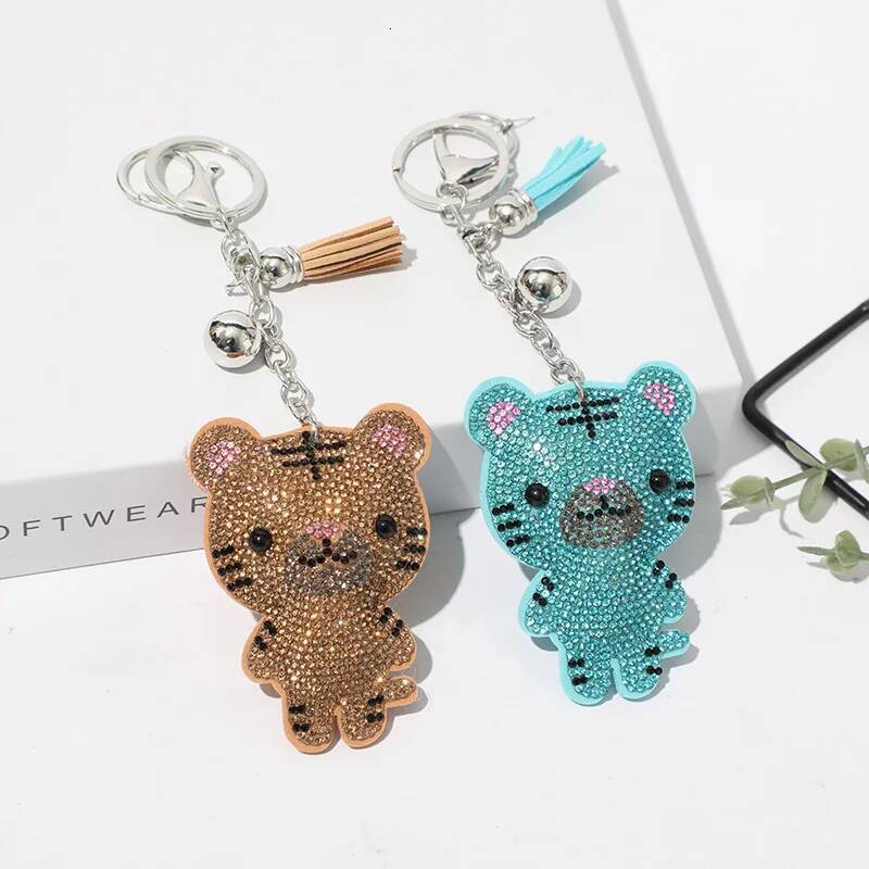 Adorable Rhinestone - decorated Tiger Key Accessories, Trendy Choice