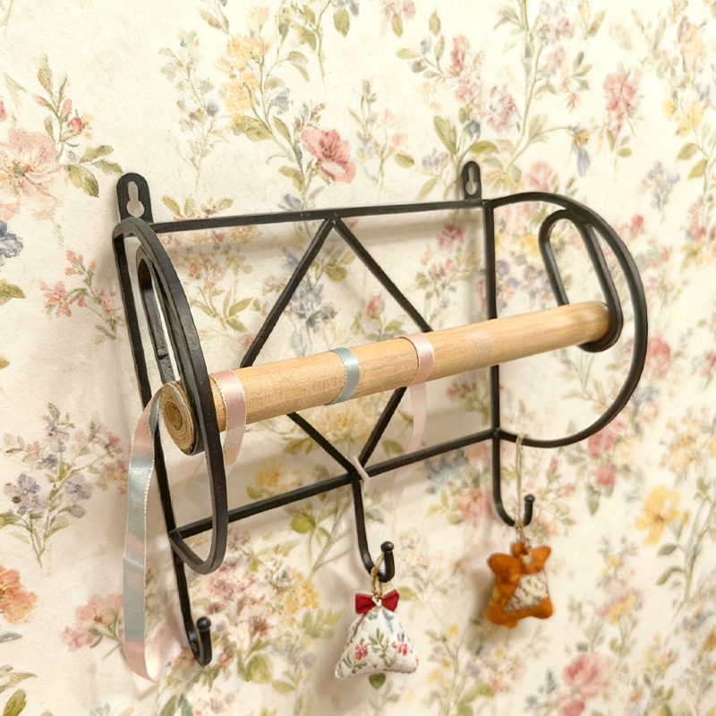 Multi-Functional Iron Heart Paper Towel Holder & Hook Rack, Wooden Roller Wall-Mounted Organizer for Farmhouse Kitchen