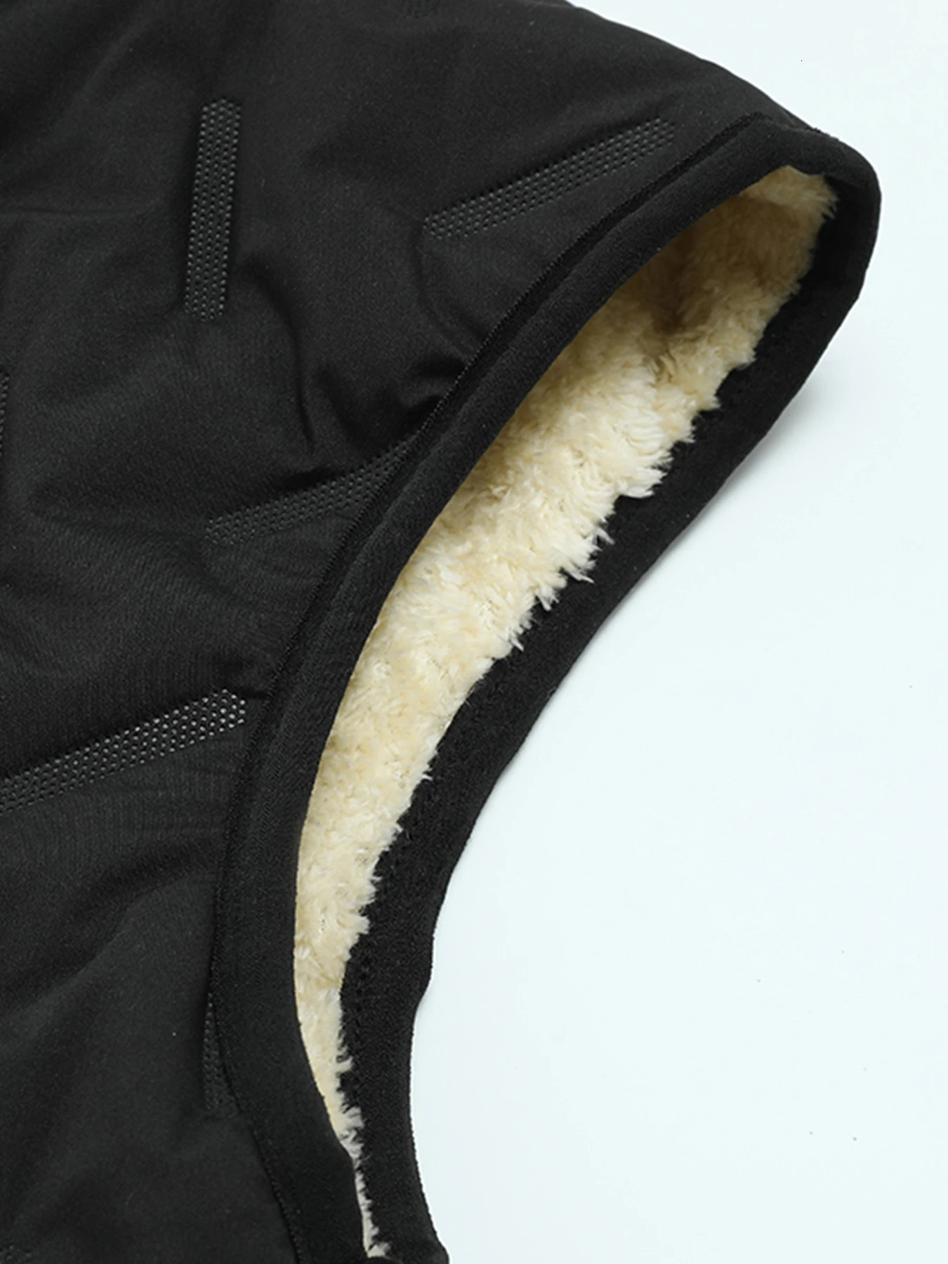 Autumn and Winter Thickened Warm Vest Autumn and Winter Style Coat Windproof and ColdProof Warm Top 251024