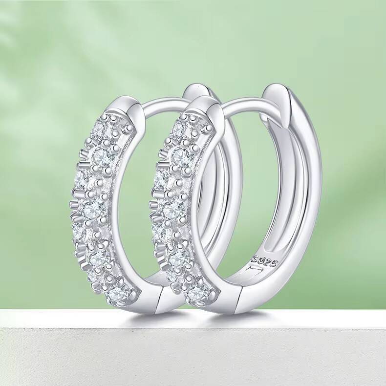 Wholesale New Product Double Row Hoop 925 Sterling Silver Claw 16mm Moissanite Hoop Earrings for Women
